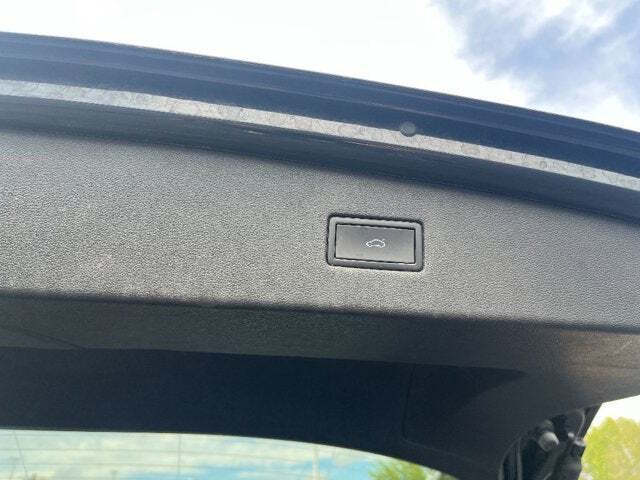 2022 Volkswagen Tiguan 14