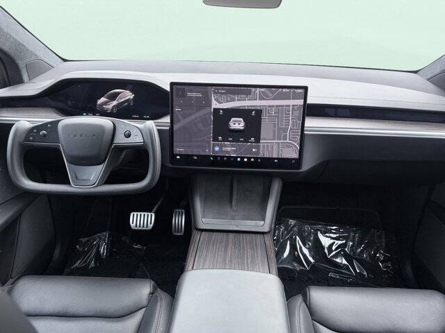 2023 Tesla Model X Standard Range