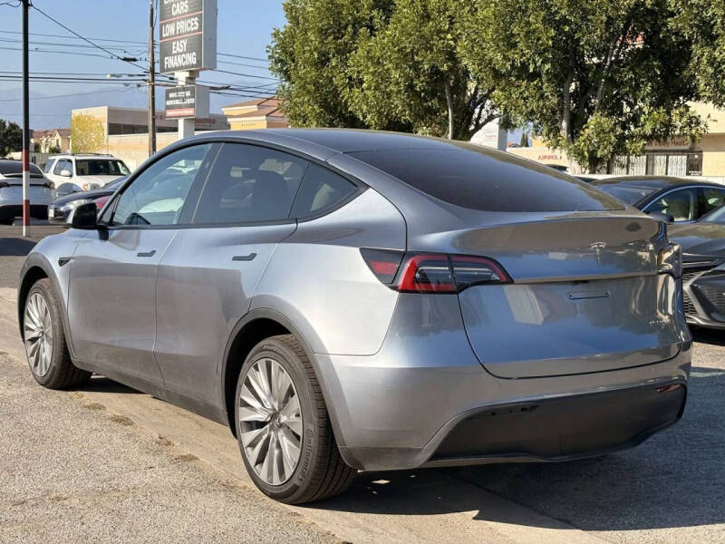 2025 Tesla Model Y Long Range