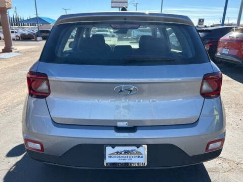 2026 Hyundai Venue SE