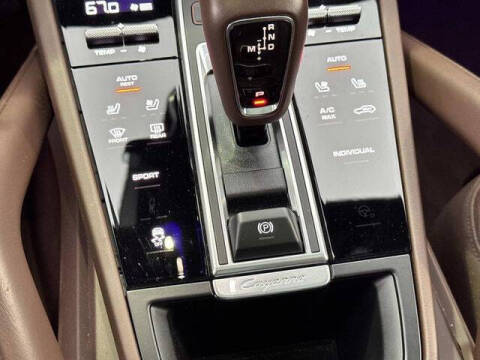 2023 Porsche Cayenne Platinum Edition