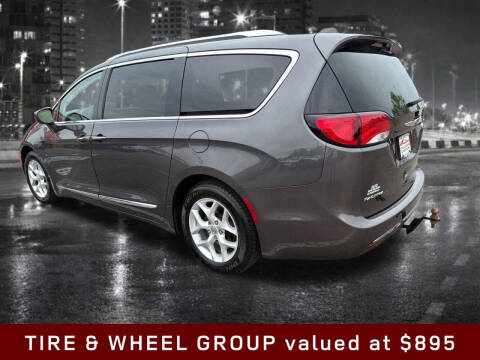 2018 Chrysler Pacifica Touring L Plus