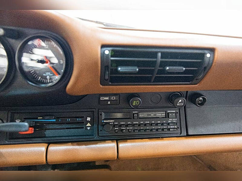 1989 Porsche 911 Carrera