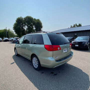 2010 Toyota Sienna XLE