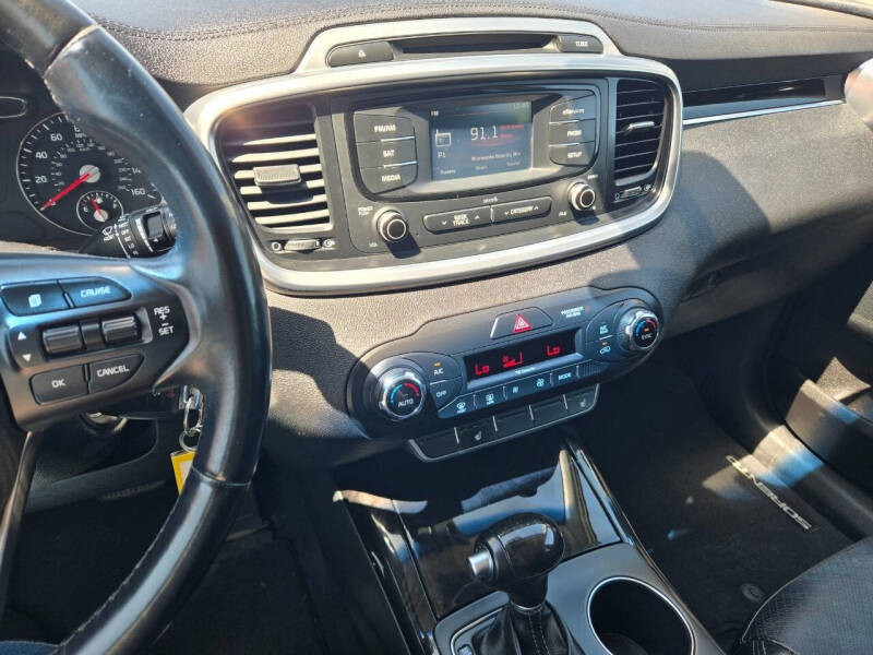 2016 Kia Sorento EX V6