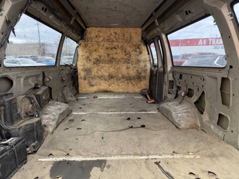 2009 Ford E-Series E-350 SD XLT