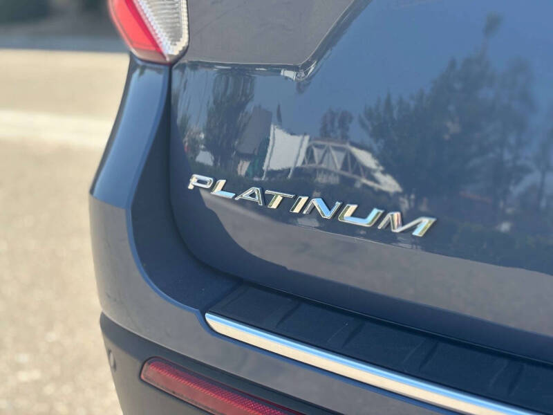 2021 Ford Explorer Platinum