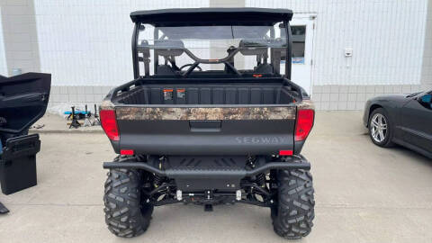 2024 Segway UT10S CREW