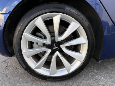 2019 Tesla Model 3 Standard Range Plus