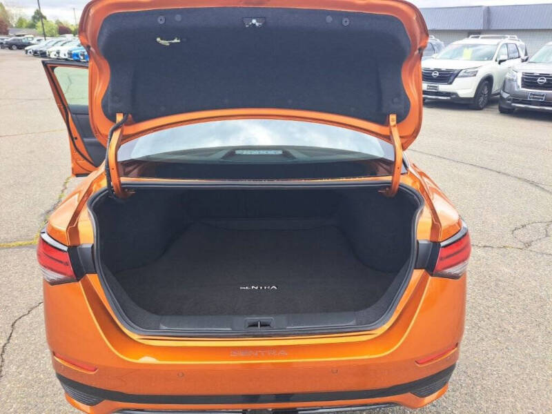 2024 Nissan Sentra SR