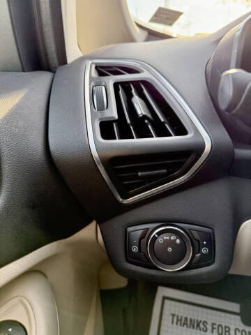 2013 Ford C-MAX Hybrid SE