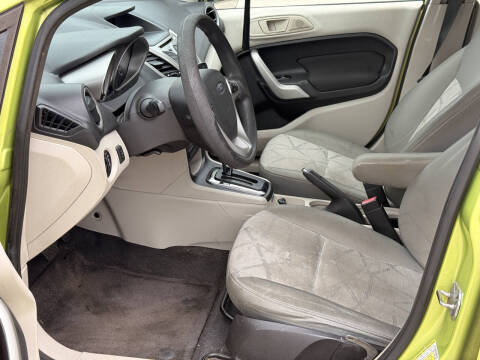 2012 Ford Fiesta SE