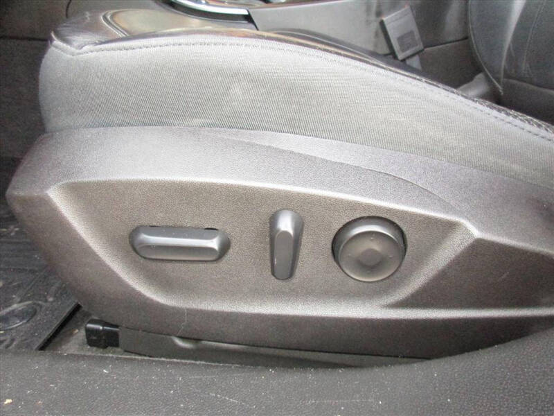 2013 Buick Regal Premium 2