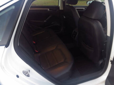 2016 Volkswagen Passat 1.8T SE