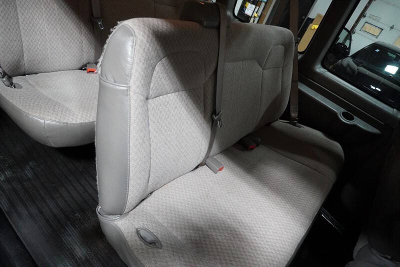 2019 Chevrolet Express LS 3500