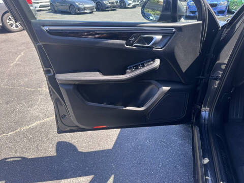 2020 Porsche Macan