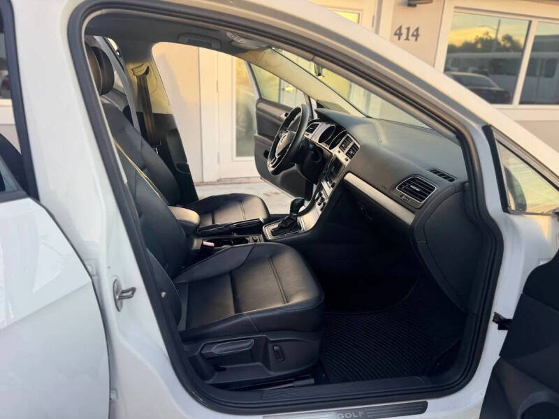 2016 Volkswagen Golf