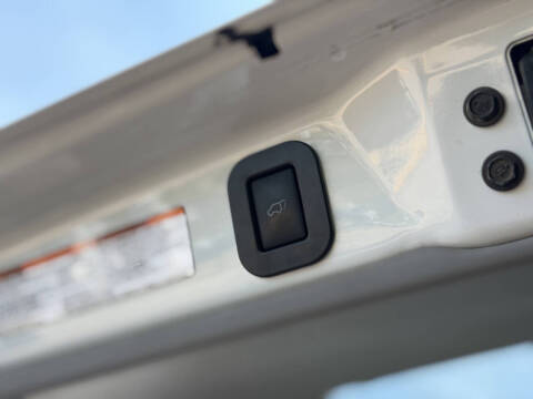 2017 Toyota Sienna SE 8-Passenger