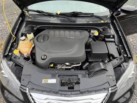 2014 Chrysler 200 Touring