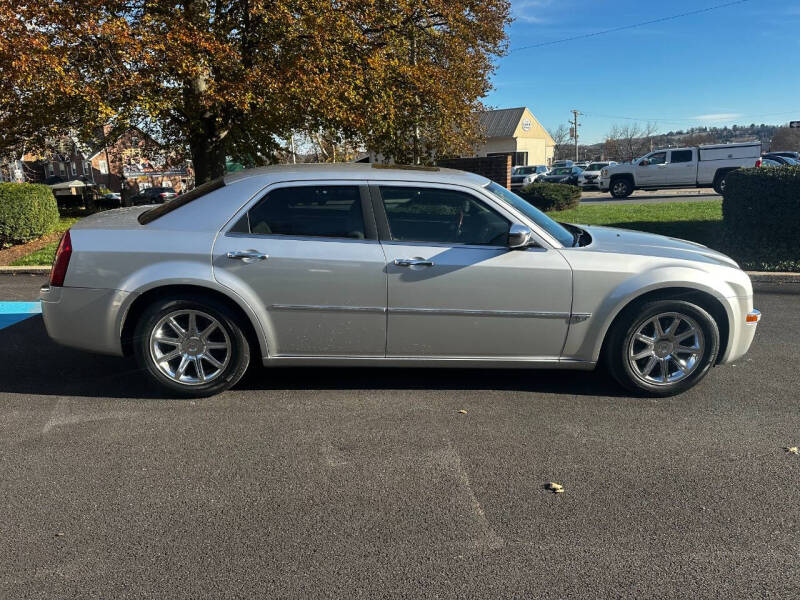 2005 Chrysler 300 C
