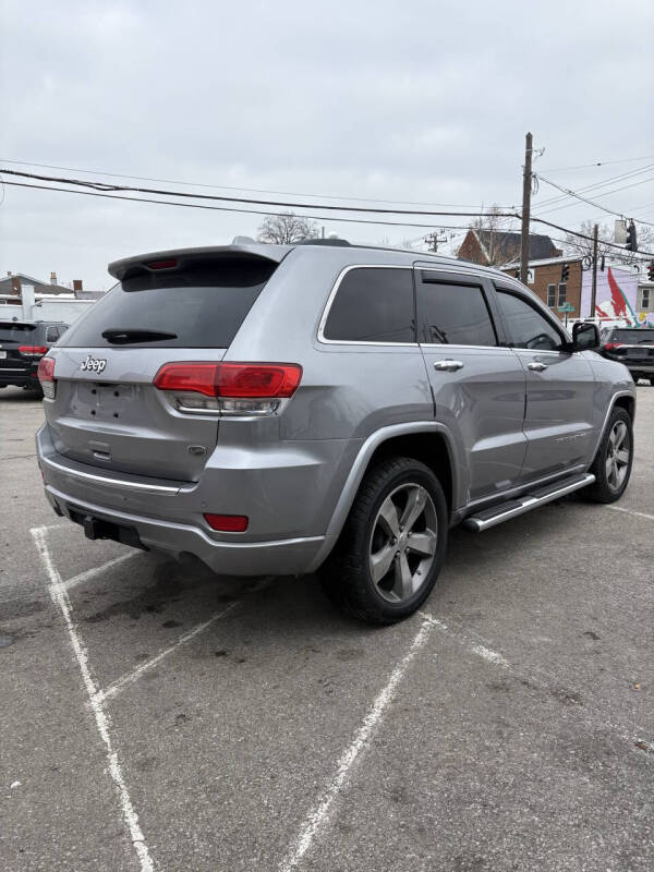 Image of 2014 Jeep Grand Cherokee Overland