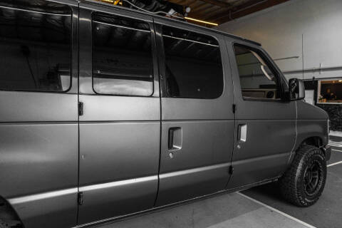 2010 Ford E-Series E-350 SD XLT