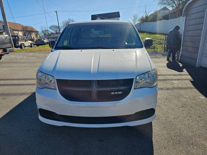 2012 RAM C/V