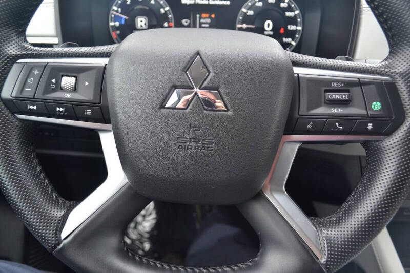 2024 Mitsubishi Outlander SEL