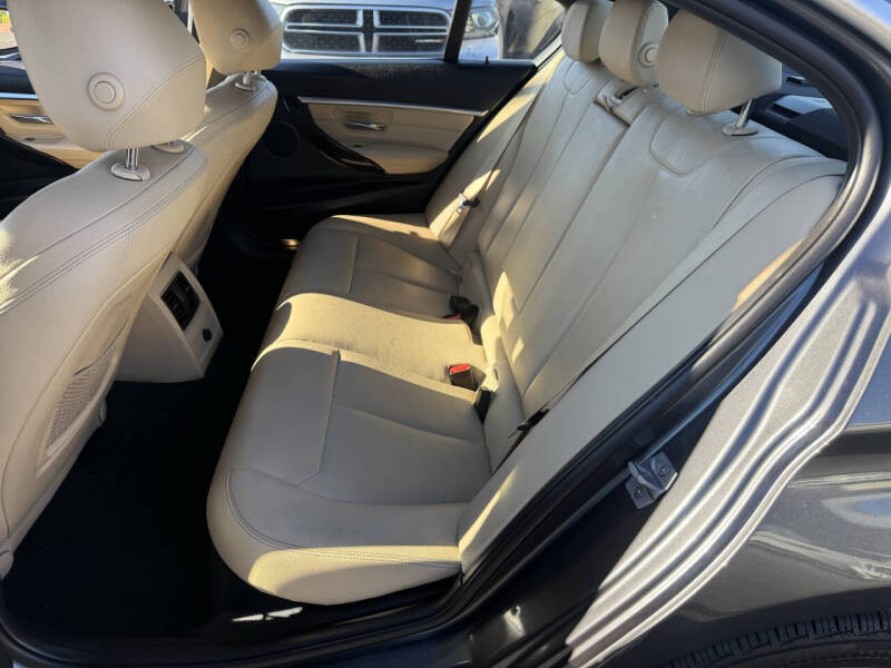 2017 BMW 3 Series 330i
