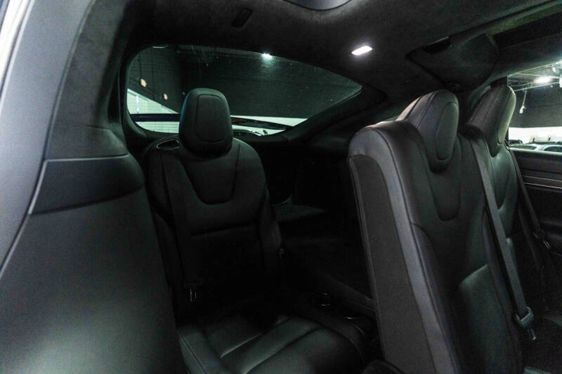 2023 Tesla Model X Standard Range