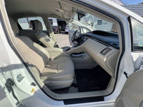 2010 Toyota Prius II