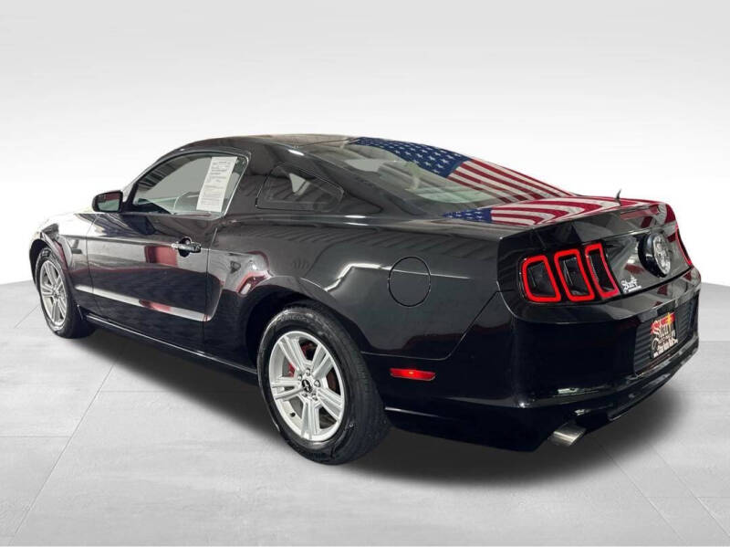 2013 Ford Mustang V6
