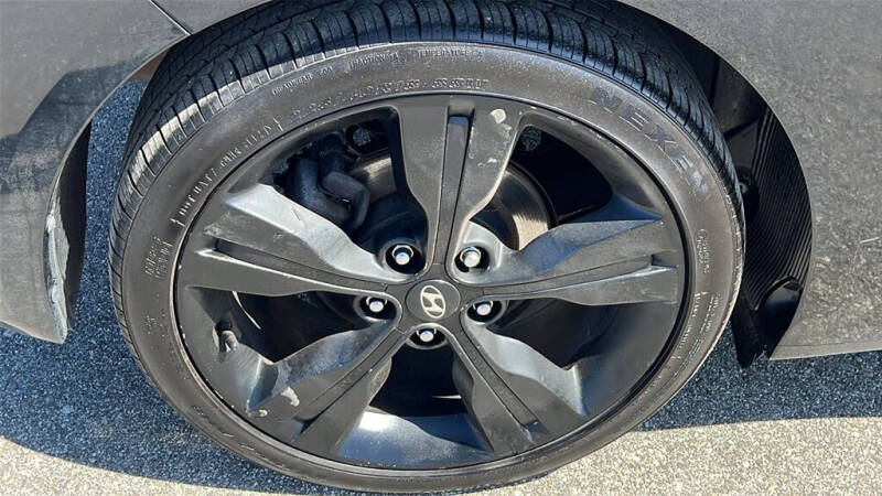 2017 Hyundai Veloster Value Edition