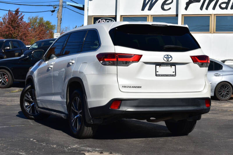 2017 Toyota Highlander LE