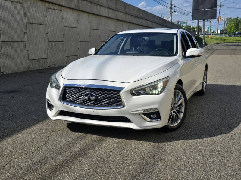 Used 2018 INFINITI Q50 LUXE with VIN JN1EV7AR6JM435244 for sale in Hasbrouck Heights, NJ