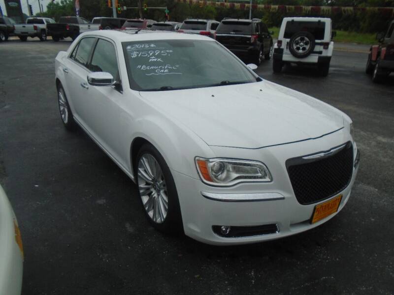 2013 Chrysler 300 for sale at River City Auto Sales in Cottage Hills IL
