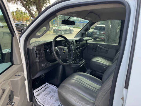 2016 Chevrolet Express 2500