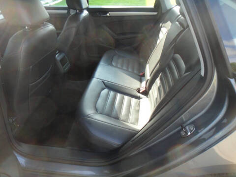 2013 Volkswagen Passat S PZEV