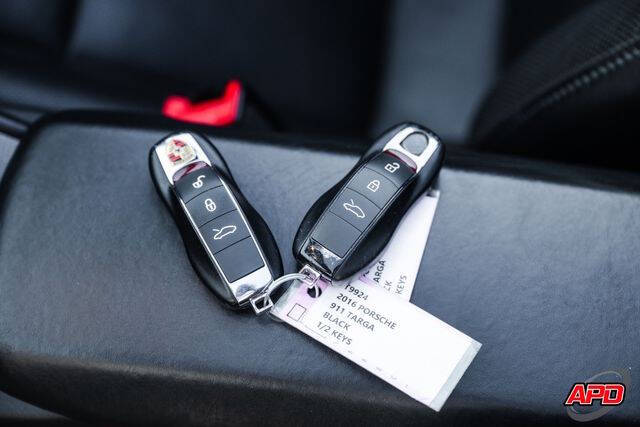 2016 Porsche 911 Targa 4S