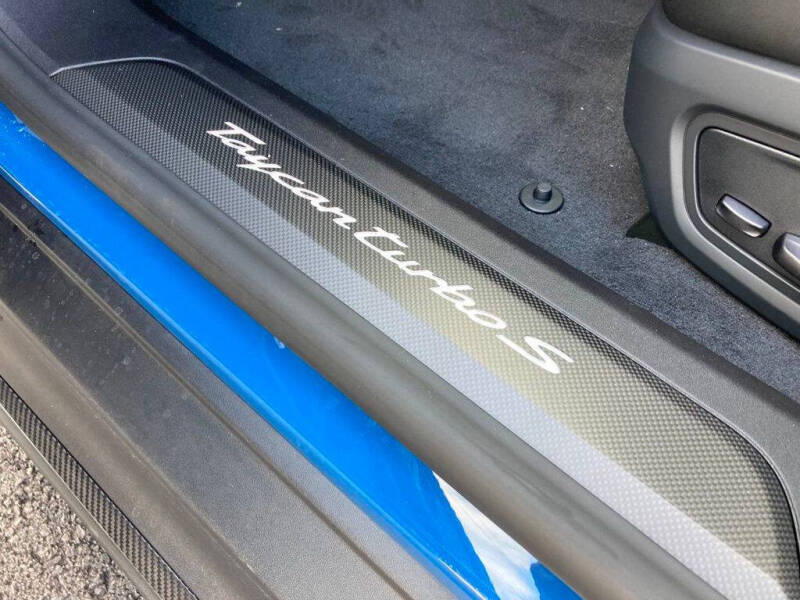 2024 Porsche Taycan Turbo S