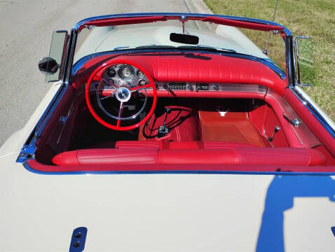 1957 Ford Thunderbird