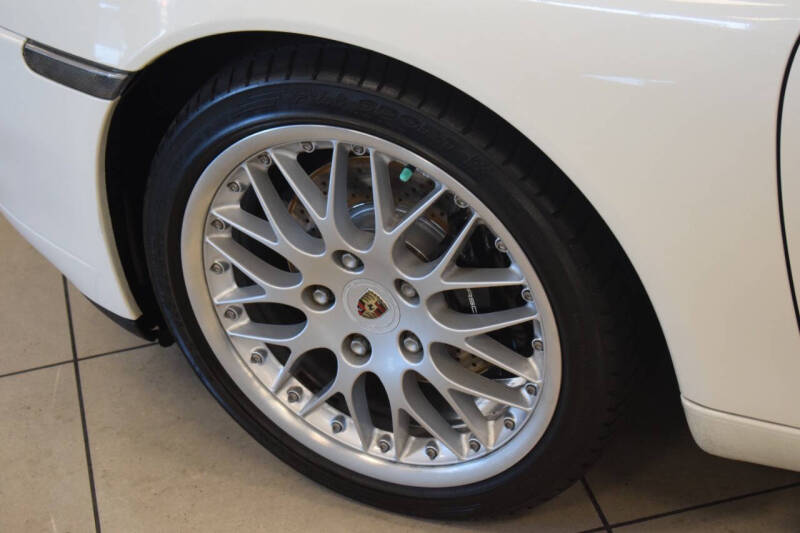 2000 Porsche 911 Carrera