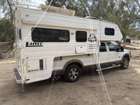 2013 Ford LANCE CAMPER 19