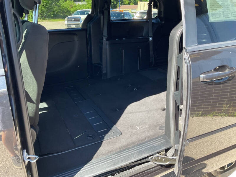 2017 Dodge Grand Caravan SE Plus