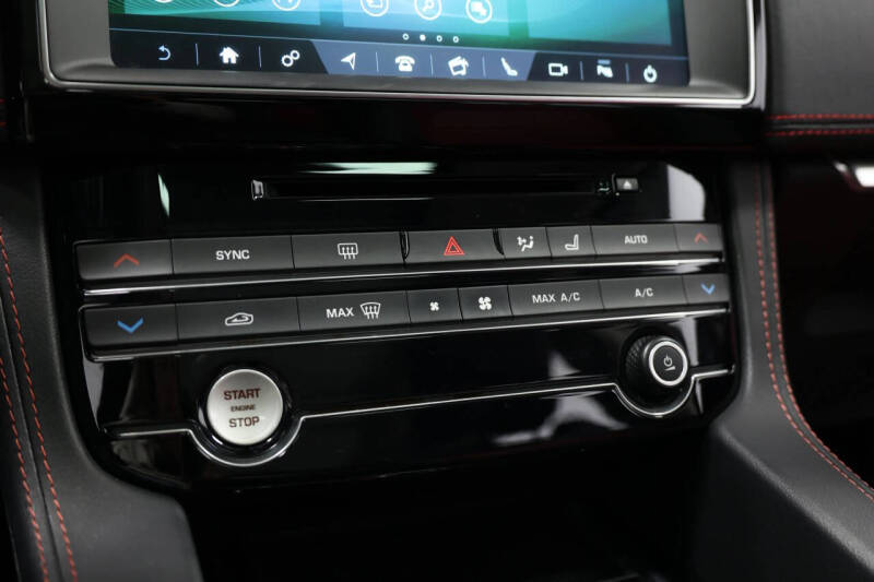 2020 Jaguar F-PACE Checkered Flag Limited Edition