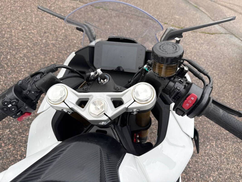 2025 CFMoto SS