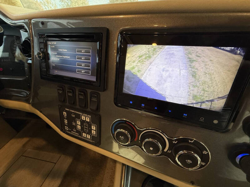 2019 Tiffin Allegro Open Road