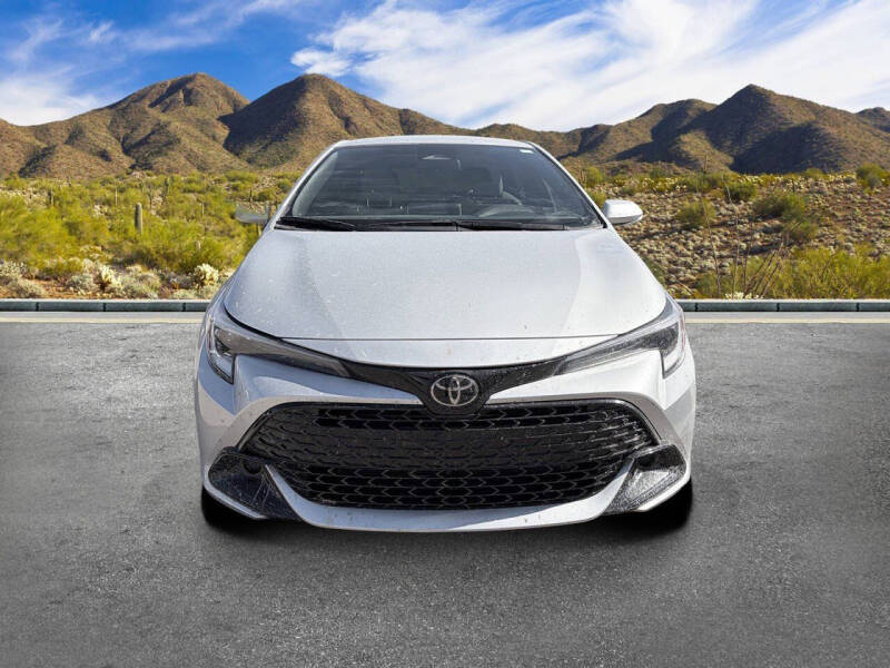 2025 Toyota Corolla Hatchback SE