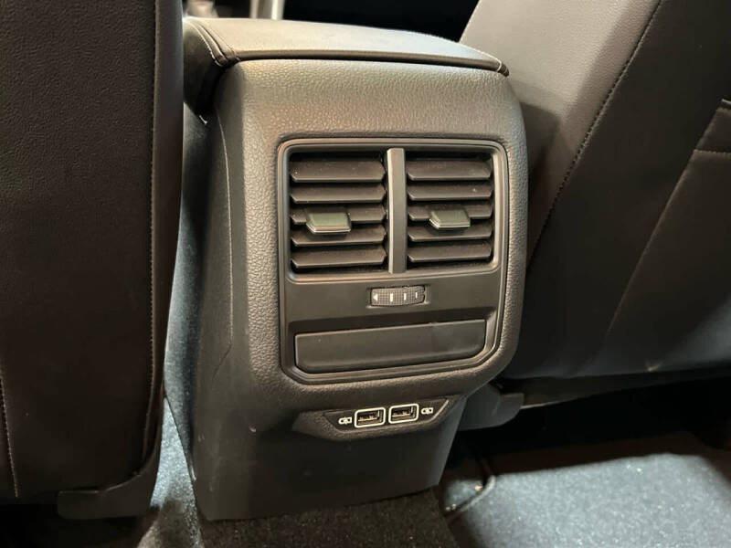 2022 Volkswagen Passat SE