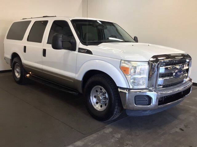 2003 Ford Excursion XLT